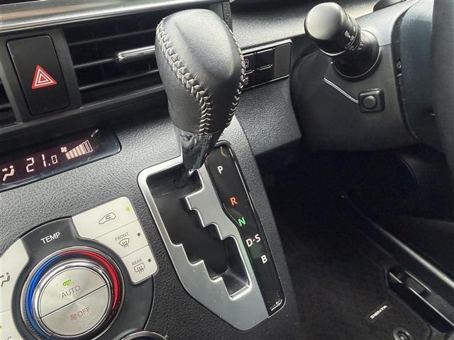 Toyota SIENTA 2021 8443718-6