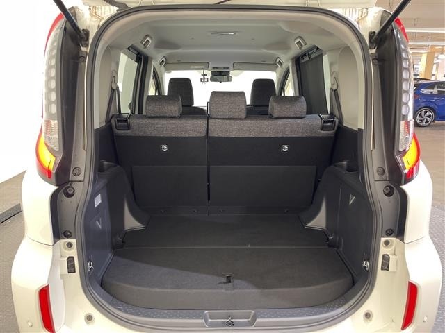 Toyota SIENTA 2024 8443729-11