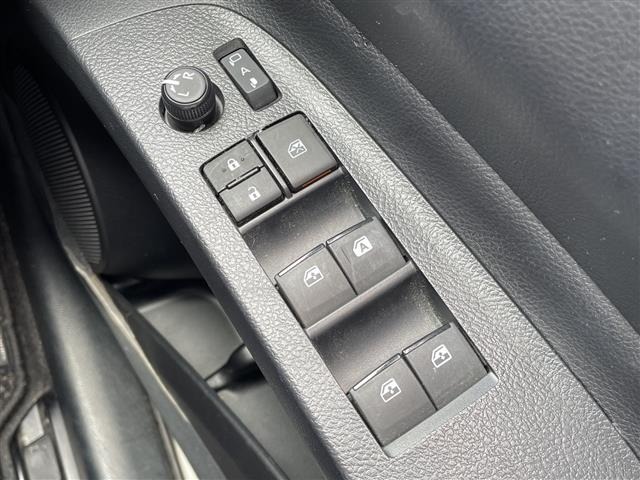 Toyota SIENTA 2021 8443733-8