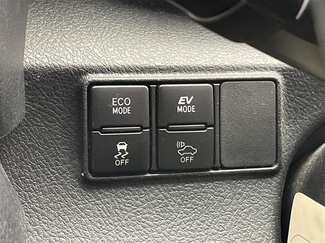 Toyota SIENTA 2018 8443744-7