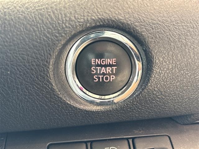 Toyota SIENTA 2017 8443755-9