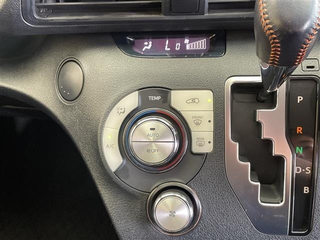 Toyota SIENTA 2017 8443756-1