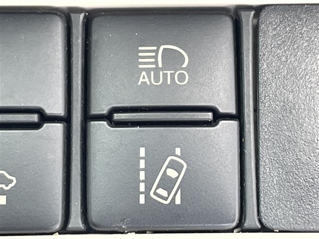 Toyota SIENTA 2015 8443769-6