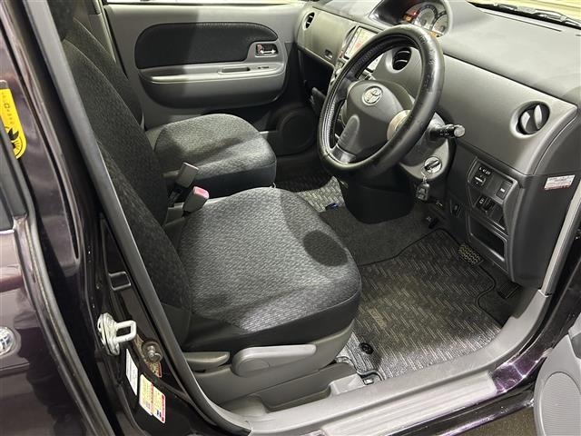 Toyota SIENTA 2012 8443818-22