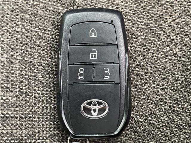 Toyota SIENTA 2024 8443869-12