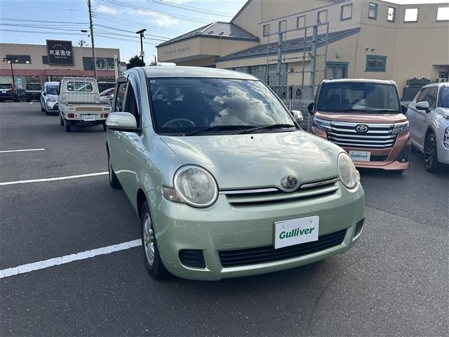 Toyota SIENTA 2010 8443921-0