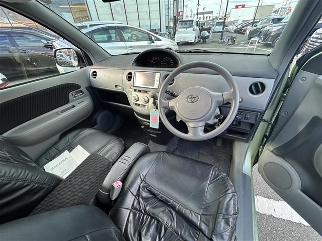 Toyota SIENTA 2010 8443921-2