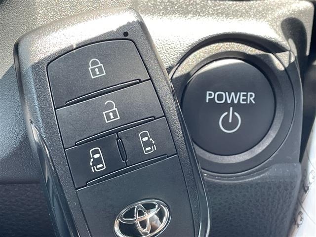 Toyota SIENTA 2025 8443922-3