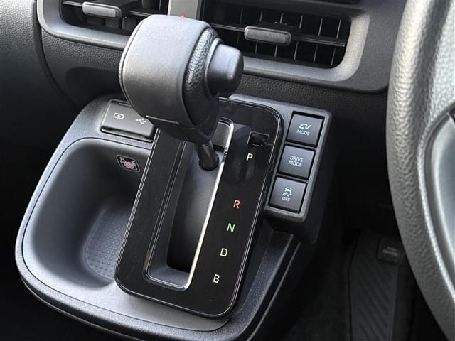 Toyota SIENTA 2024 8443980-7