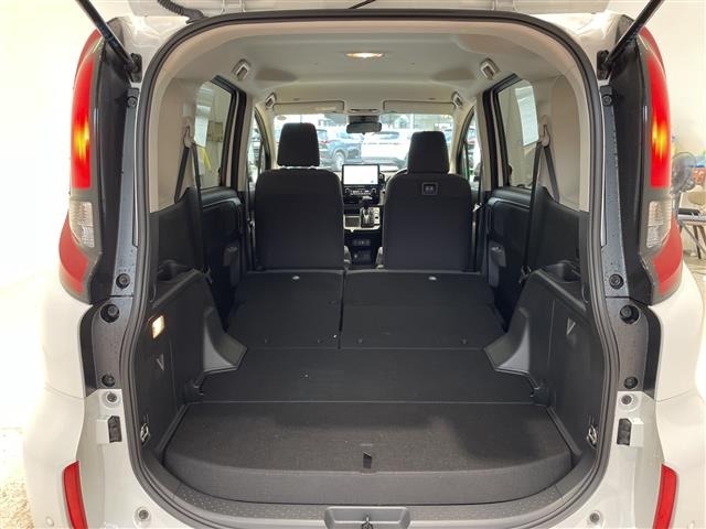 Toyota SIENTA 2026 8443982-21