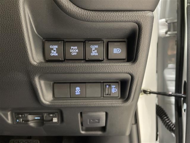 Toyota SIENTA 2026 8443982-22
