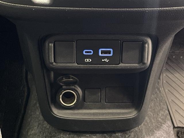 Toyota SIENTA 2026 8443982-7