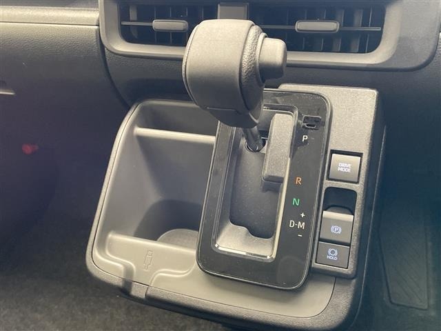 Toyota SIENTA 2026 8443984-5