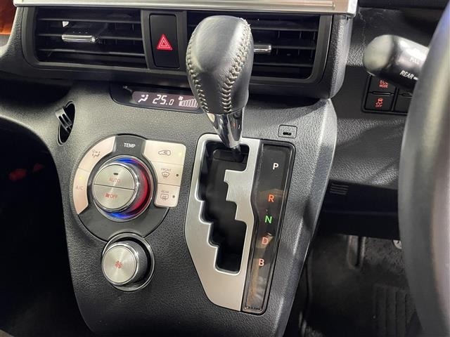 Toyota SIENTA 2019 8444010-10