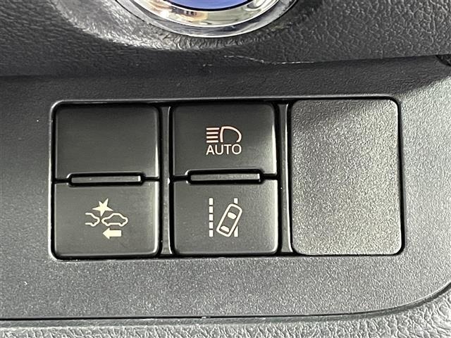Toyota SIENTA 2019 8444010-18
