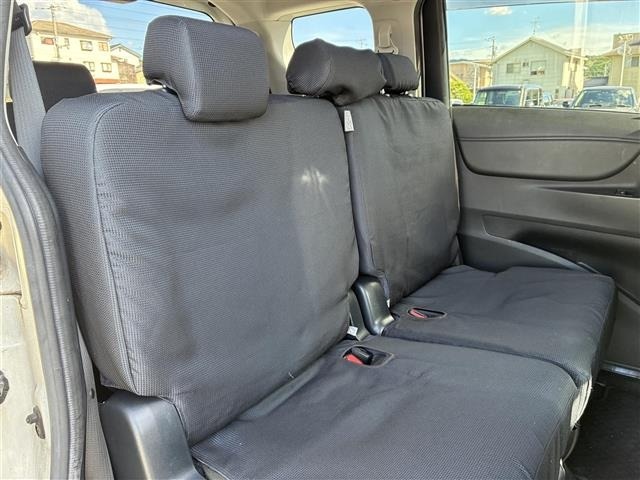 Toyota SIENTA 2017 8444011-6