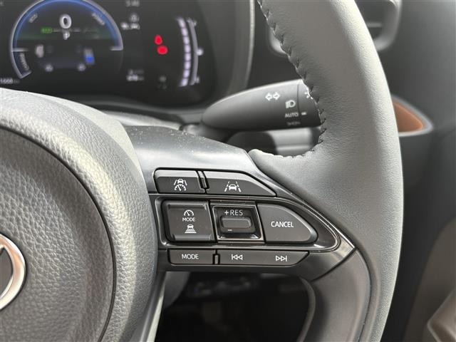 Toyota SIENTA 2023 8444022-9