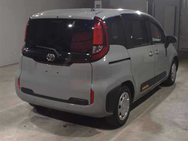 Toyota SIENTA 2023 8444029-1
