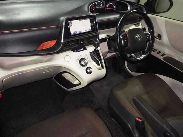 Toyota SIENTA 2017 8444030-5