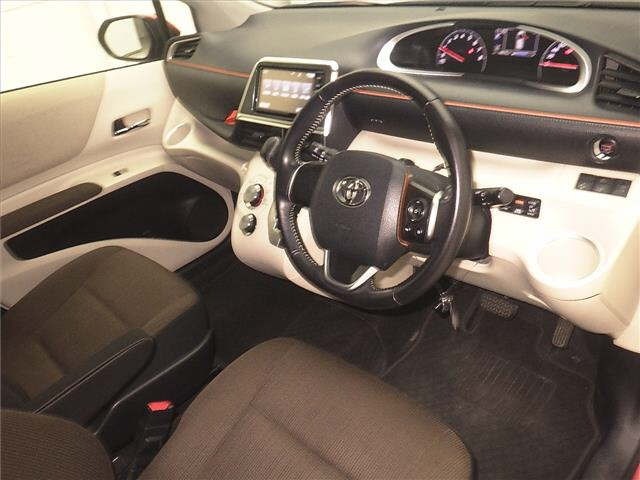 Toyota SIENTA 2017 8444112-3