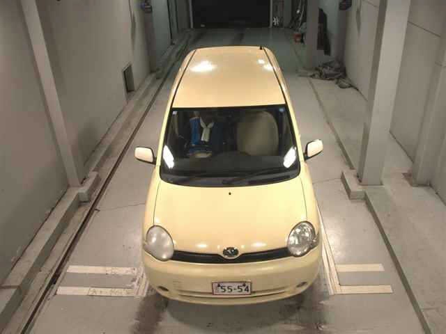 Toyota SIENTA 2004 8444209-6