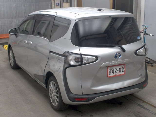 Toyota SIENTA 2016 8444221-1