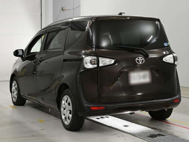 Toyota SIENTA 2017 8444236-6