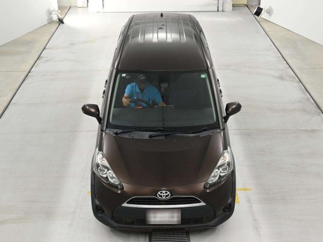 Toyota SIENTA 2017 8444236-7