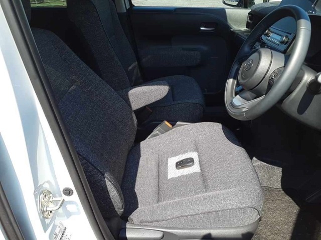 Toyota SIENTA 2025 8444245-10