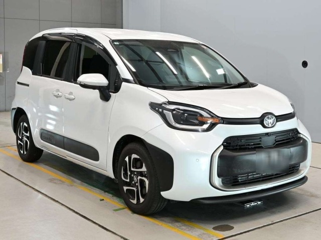 Toyota SIENTA 2025 8444245-5