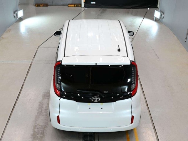 Toyota SIENTA 2025 8444245-8
