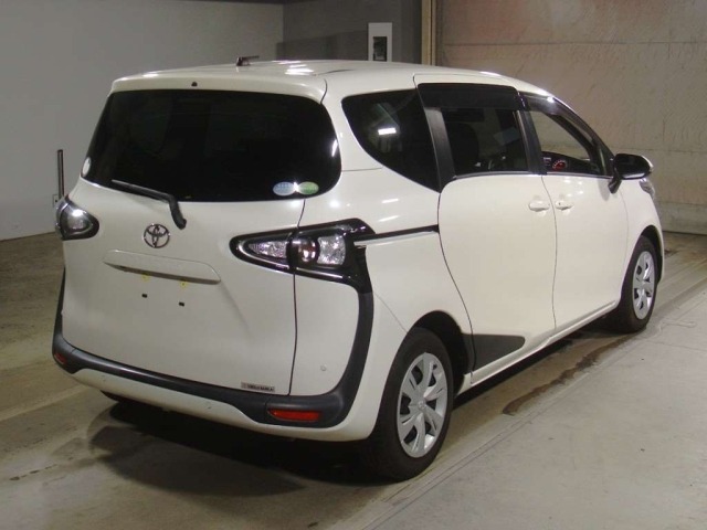 Toyota SIENTA 2019 8444260-1
