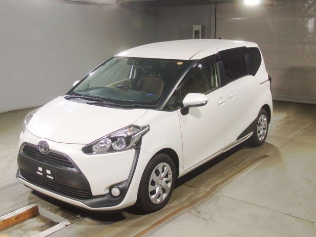 Toyota SIENTA 2018 8444261-0