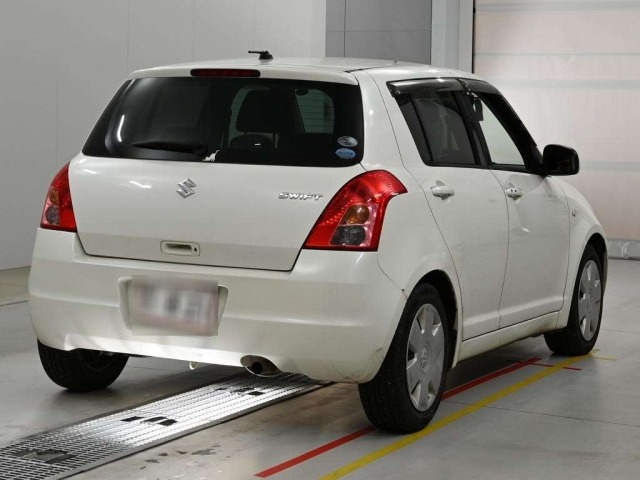 Suzuki SWIFT 2009 8460583-1