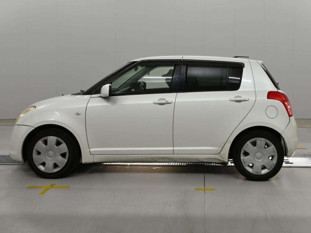 Suzuki SWIFT 2009 8460583-4