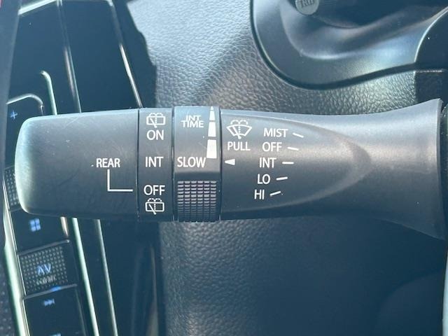 Suzuki SWIFT 2022 8461233-8