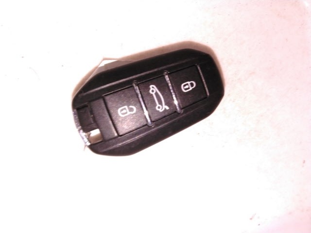 Peugeot 308 2015 8469416-10
