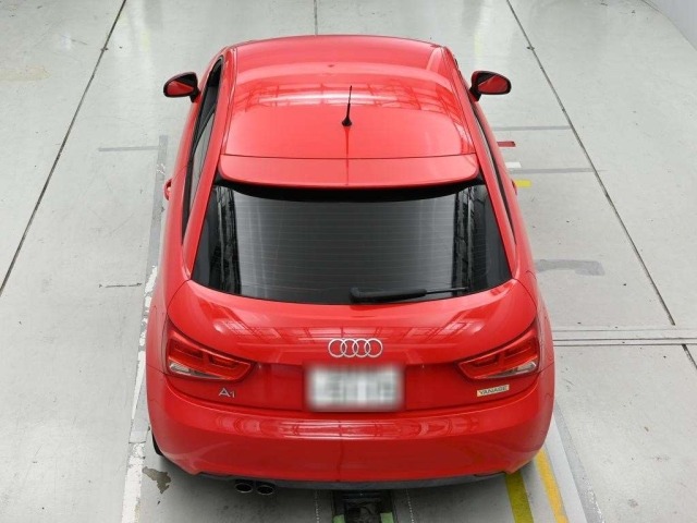 Audi A1 2011 8465983-8