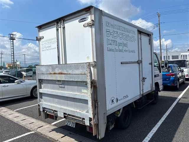 Nissan ATLAS 2004 8472825-5