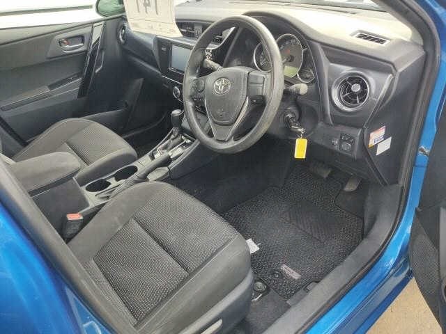 Toyota AURIS 2016 8474008-3