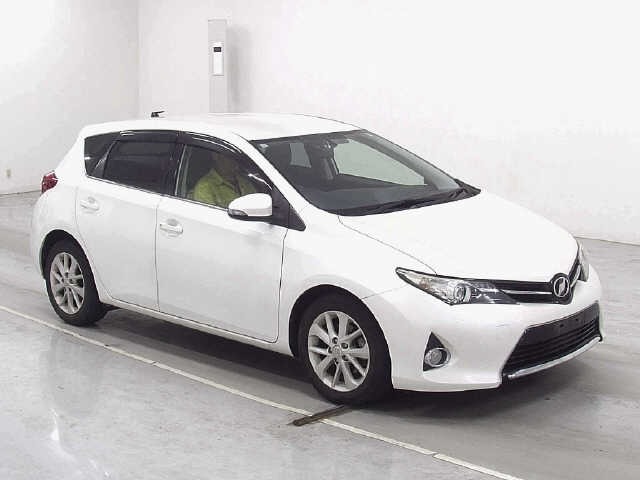 Toyota AURIS 2013 8474009-0