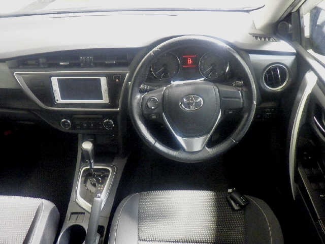 Toyota AURIS 2013 8474009-3