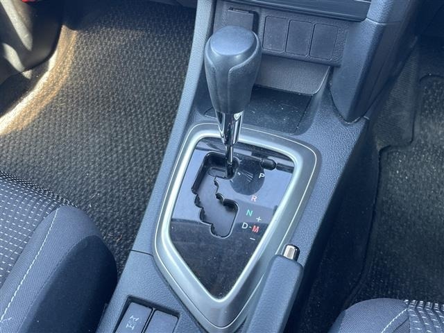 Toyota AURIS 2014 8474013-2