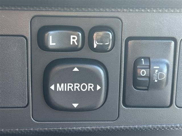 Toyota AURIS 2008 8474014-18