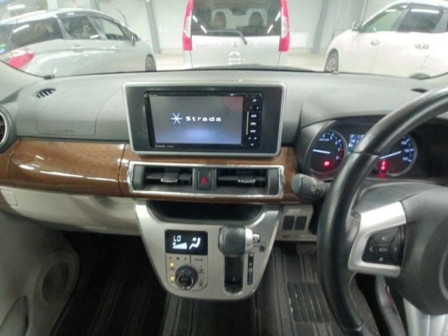 Daihatsu CAST 2015 8476617-11