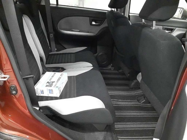Daihatsu CAST 2016 8476618-10