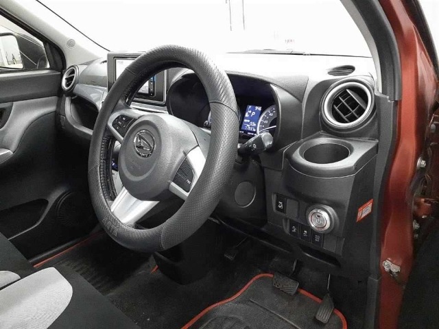 Daihatsu CAST 2016 8476618-7