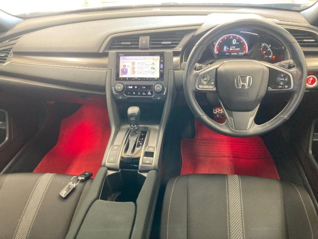 Honda CIVIC 2018 8478832-3