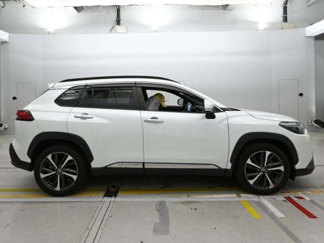 Toyota COROLLA CROSS 2022 8476590-3