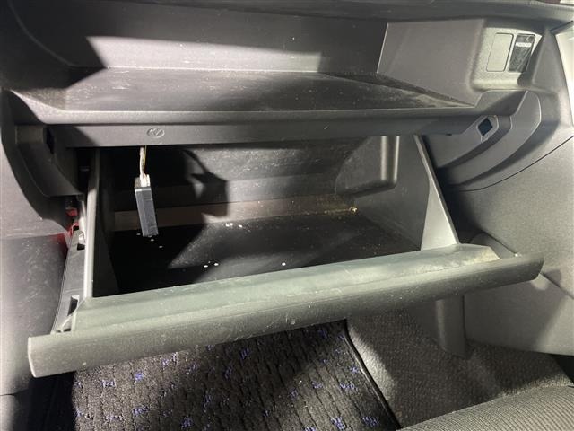 Toyota COROLLA RUMION 2011 8477042-2